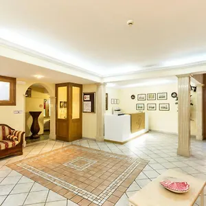 https://tempio-di-pallade.it-romehotels.com